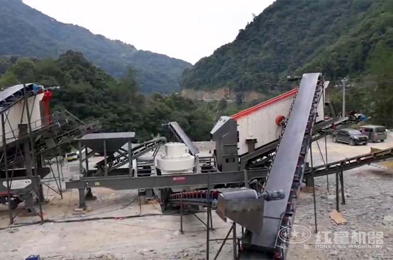 移動制砂機現(xiàn)場 移動制砂機現(xiàn)場