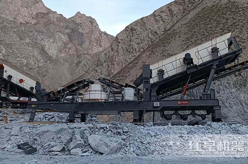 移動式制砂機現(xiàn)場 移動式制砂機現(xiàn)場
