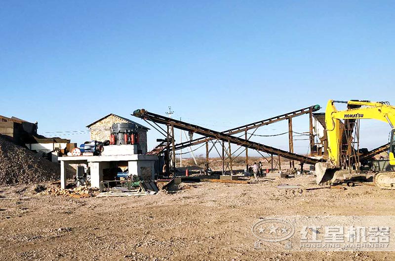 顎式破碎機、圓錐破碎機作業(yè)現(xiàn)場